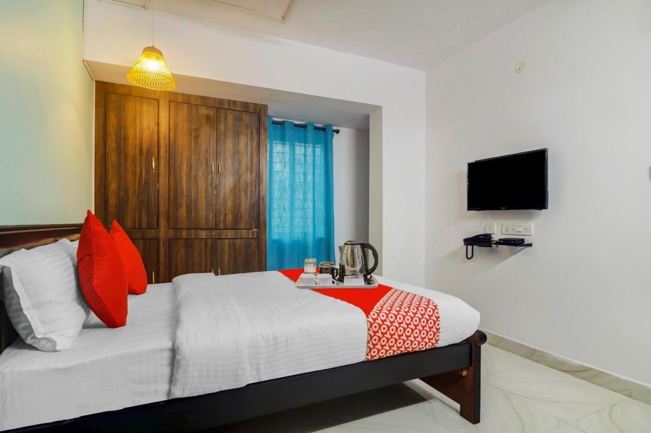 Hotel O Broholic Hotels Near Botanical Garden Haiderabad Buitenkant foto