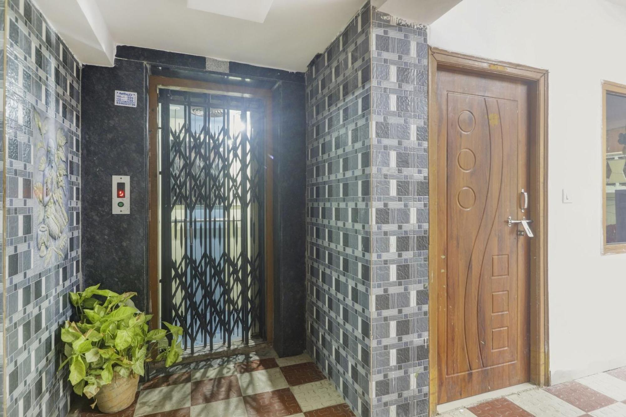 Hotel O Broholic Hotels Near Botanical Garden Haiderabad Buitenkant foto